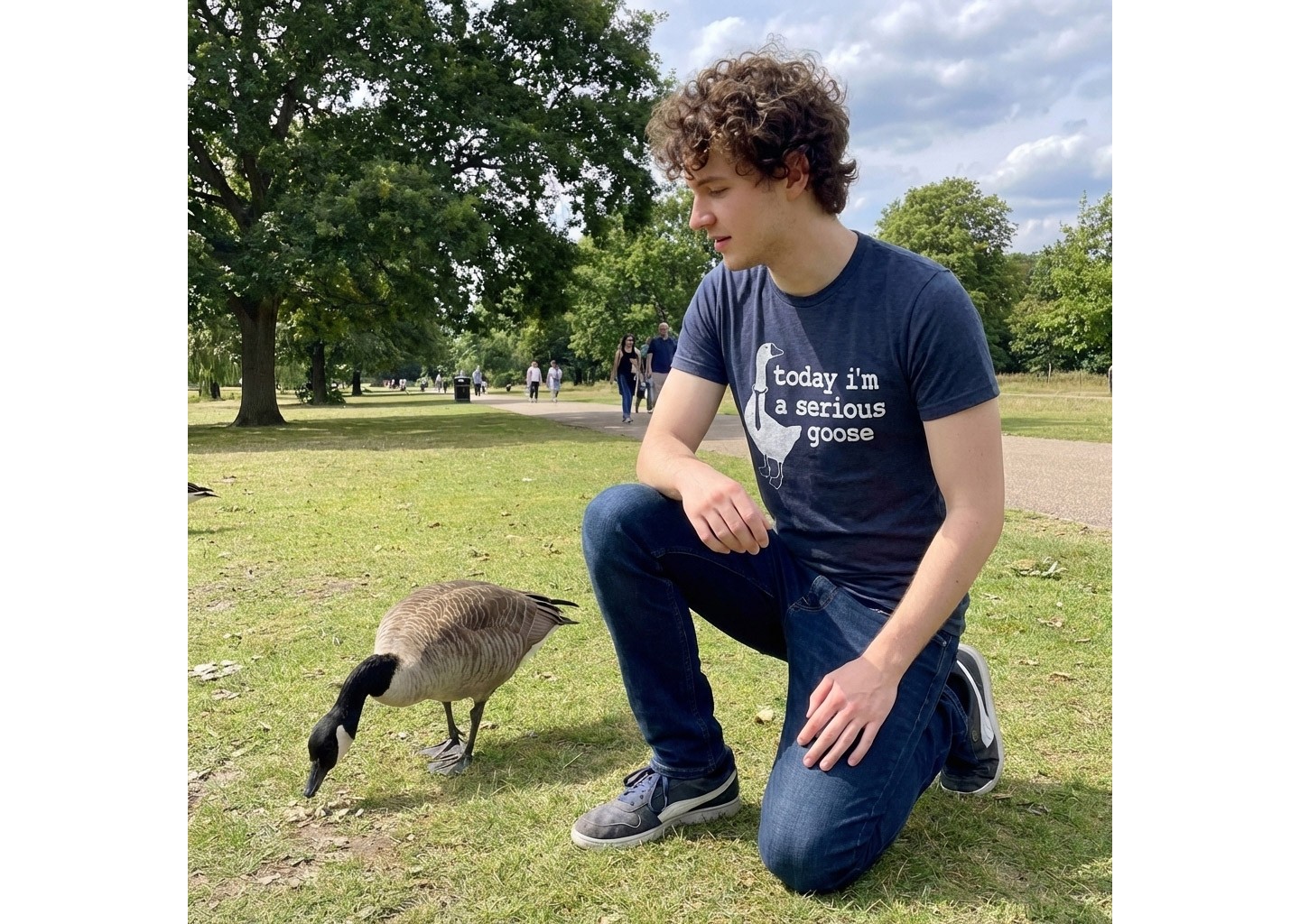 Мужская футболка Crazy Dog T-Shirts, Inc. Today I'm a Serious Goose Funny T Shirt Office Shirt Animal Tee for Guys, цвет: Тёмно-синий — фото 3