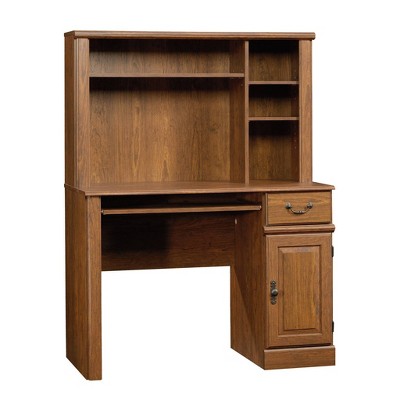 red desk target