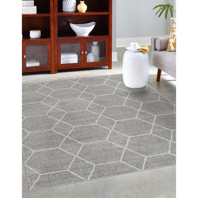 Light Gray Synthetic 8' x 10' Trellis Rectangular Rug