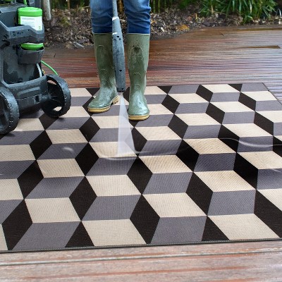 Gray Geometric Flatweave Indoor/Outdoor Area Rug 5' x 7'