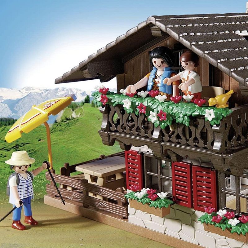 Playmobil 5422 Country Alpine Lodge Building Set, 4 of 9