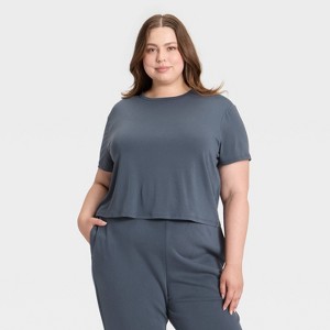 Women's Crewneck Short Sleeve T-Shirt - All In Motion™ - 1 of 3