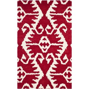 Wyndham WYD323 Hand Tufted Indoor Rugs - Safavieh - 1 of 4