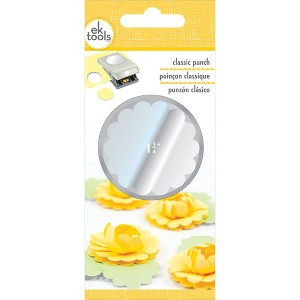 Large Punch-Scallop Circle, 1.75" - 1 of 4