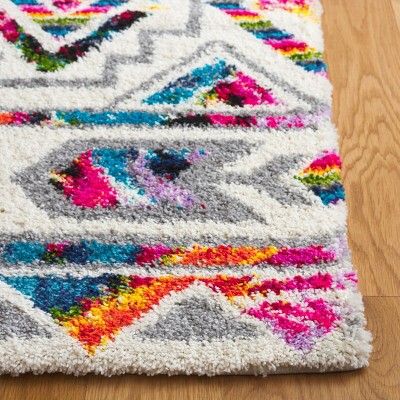 Fiesta Cream Hand-knotted Shag Square Rug 6'7"x6'7"