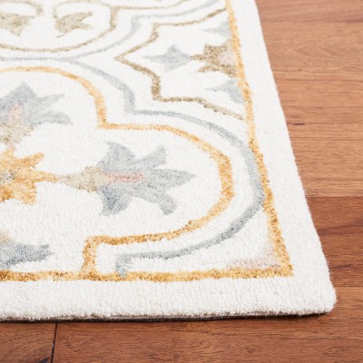 Ivory Elegance 4' x 6' Hand-Tufted Wool Area Rug