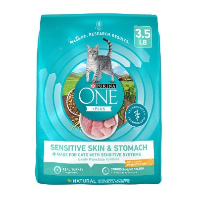 Purina ONE Sensitive Skin & Stomach Natural Dry Cat Food with Turkey for Skin & Digestive Health