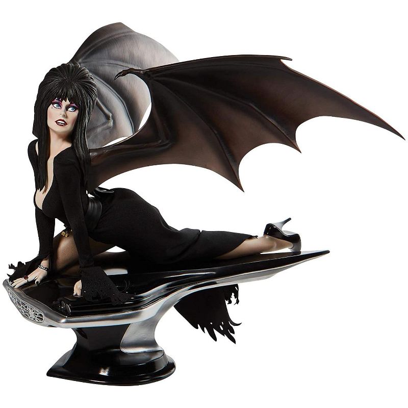 Enesco Elvira Mistress of the Dark Quarter Scale High End Statue, 1 of 5