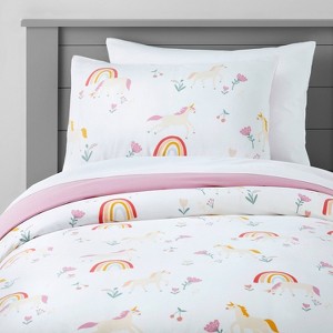 Kids' Duvet Unicorn Cover - Pillowfort™ - 1 of 4