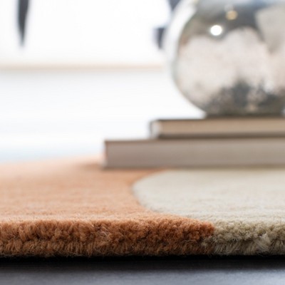 Gold and Multicolor Hand-Tufted Wool Area Rug, 2'6" x 4'