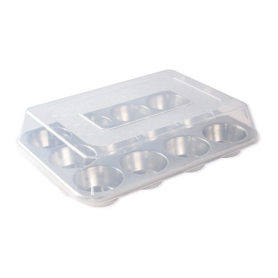 Nordic Ware Naturals® 12 Cavity Muffin Pan with High-Domed Lid