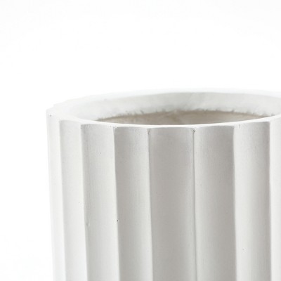 White 24-Inch Tall Round MgO Indoor/Outdoor Planter