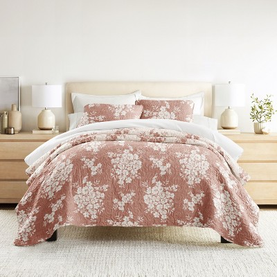 Becky Cameron Ultra-Soft Microfiber Quilt Set – Bedding in Distressed Bouquet Design by Becky Cameron, Distressed Bouquet Terracotta, King/California King — фото 4