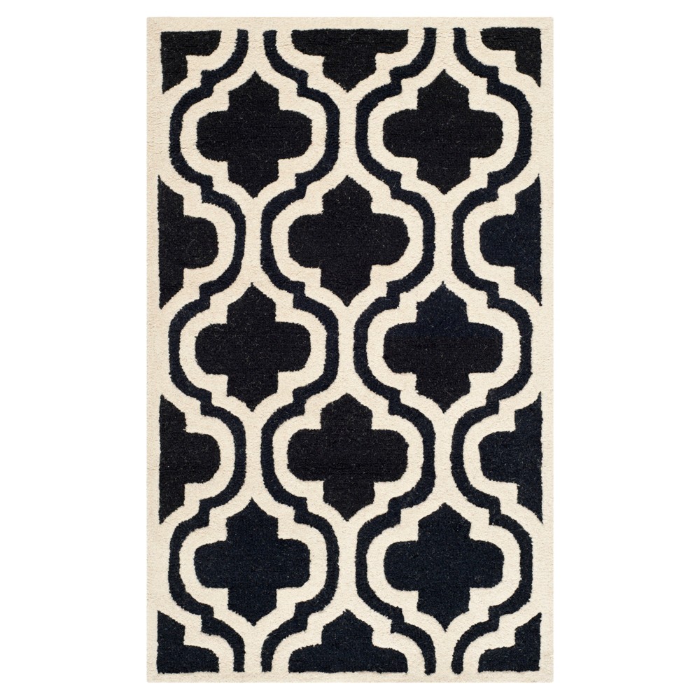 2'6inx4' Camila Rug Black/Ivory - Safavieh