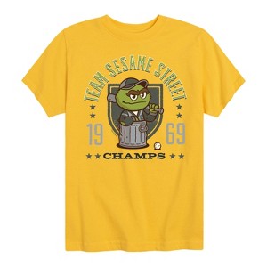 Boys' - Sesame Street - Oscar Team Sesame Street Short Sleeve Graphic T-Shirt - 1 of 4