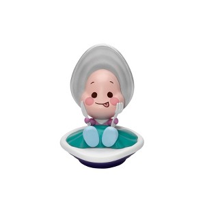 Disney Classic Series Palm Size Vinyl Functional Figurine：Baby Oyster - 1 of 4