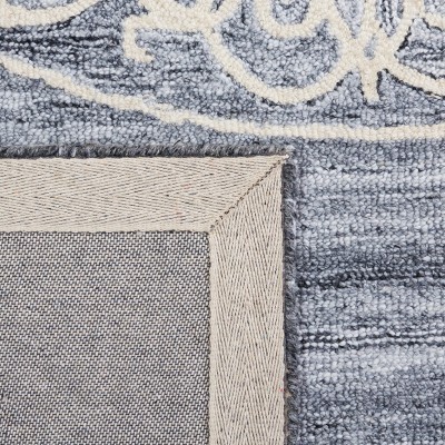 Gray Hand-Tufted Wool and Synthetic 4' x 6' Area Rug