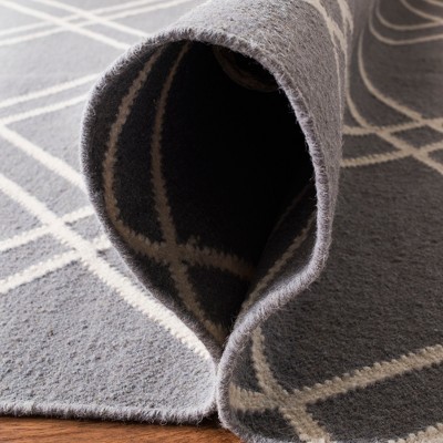Handmade Tufted Round Grey Wool Area Rug