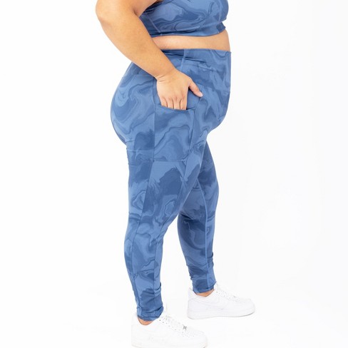 Superfit Hero Clothing Review - plus size yoga clothing, leggings