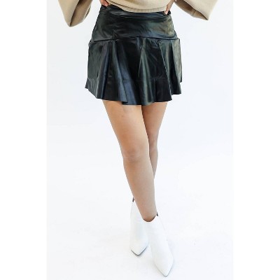 Women's The Camille Faux Leather Skort - entro