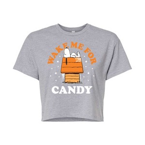 Women's - Peanuts - Wake Me For Candy Cropped Graphic T-Shirt - 1 of 4