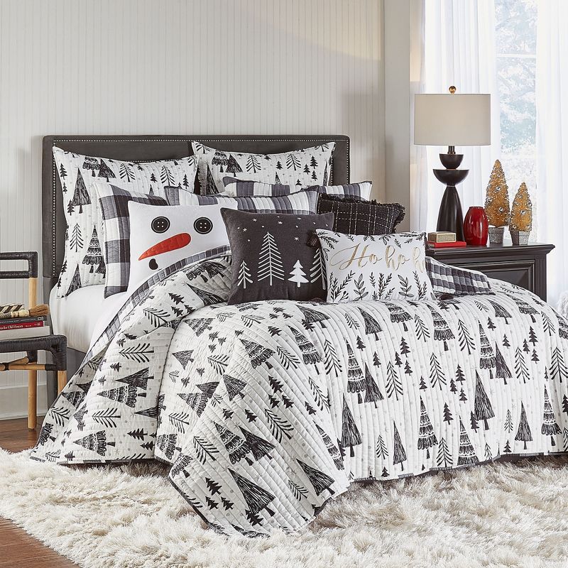 Northern Star Holiday Quilt Set - Levtex Home, 3 of 9