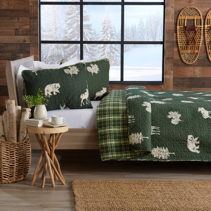 Great Bay Home Rustic Lodge Reversible Quilt Set With Shams, 2 of 9