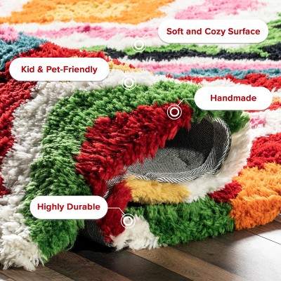 Bohemian Bliss Multicolor Handmade Shag Area Rug 4' x 6'