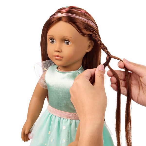 Muñeca Our Generation Angelina de 18" con cabello que crece, clips para el cabello y libro de peinados 3