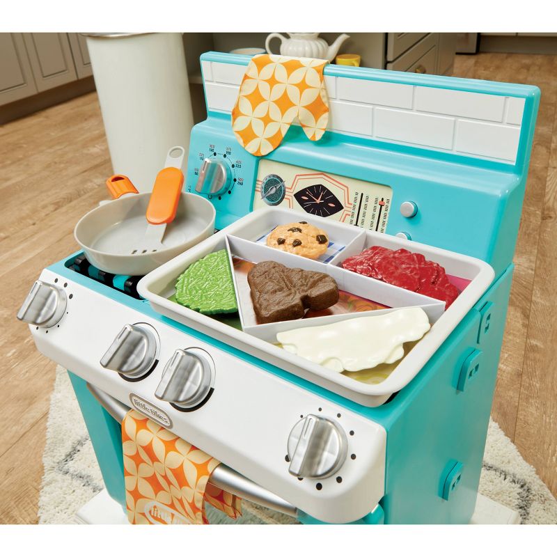 Little Tikes Retro &#8216;50s Inspired Oven Realistic Pretend Play Kitchen Appliance, 6 of 8