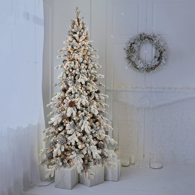 Whisen 6FT Artificial Christmas Tree, 600 LED Lights, 935 Tips, 31 Pine Cones, Snowy Effect, Hinged Branches, Metal Stand