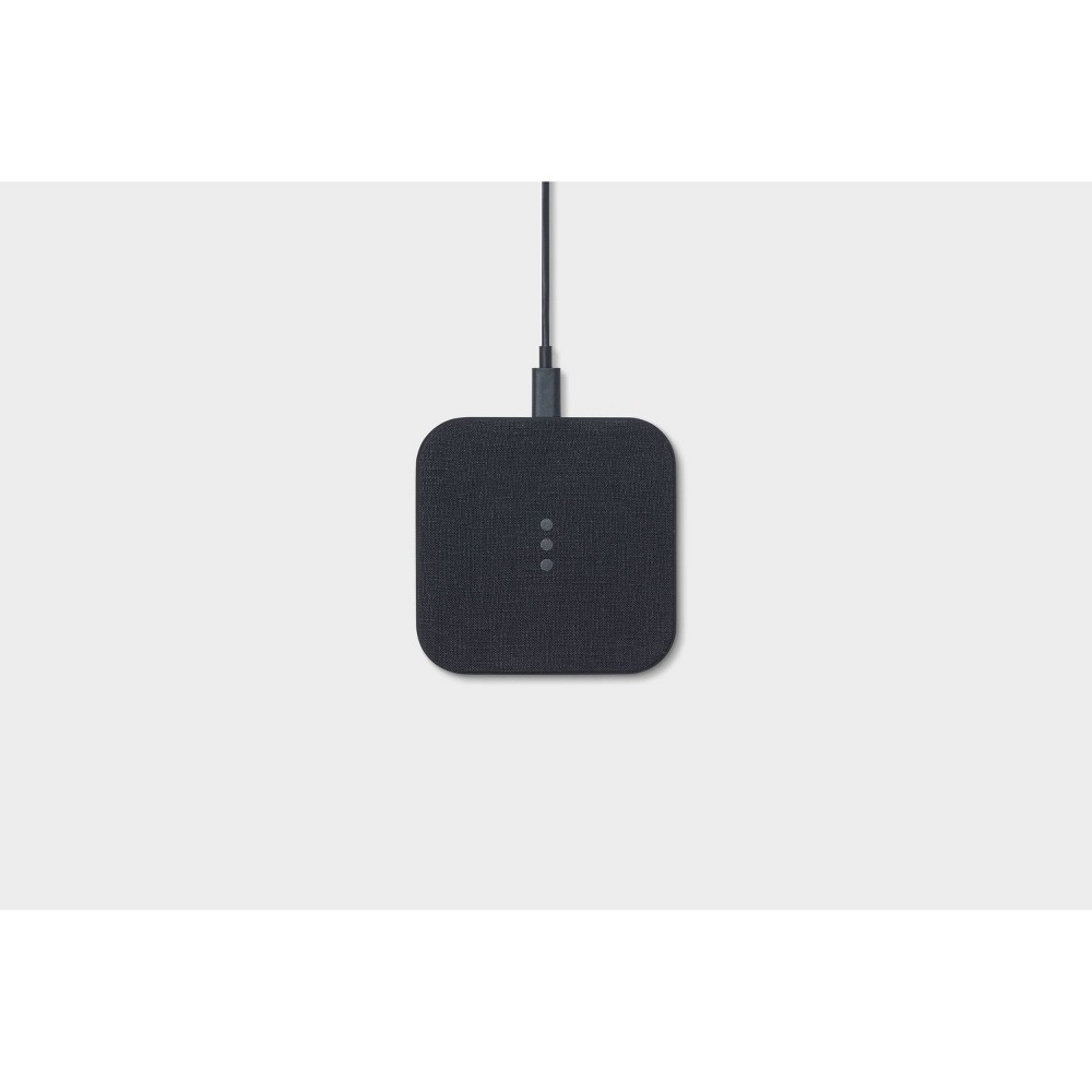 Courant Essentials CATCH:1 Single-Device Wireless Charger - Charcoal