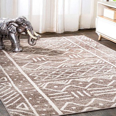 Amanar Geometric Area Rug - JONATHAN Y