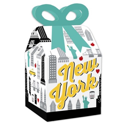 Big Dot of Happiness NYC Cityscape - Square Favor Gift Boxes - New York City Party Bow Boxes - Set of 12