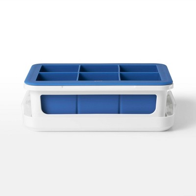 OXO Covered Ice Cube Tray Large Cubes: BPA-Free Silicone & Plastic, 6 Cavities, Dishwasher-Safe, Ice Mold with Lid