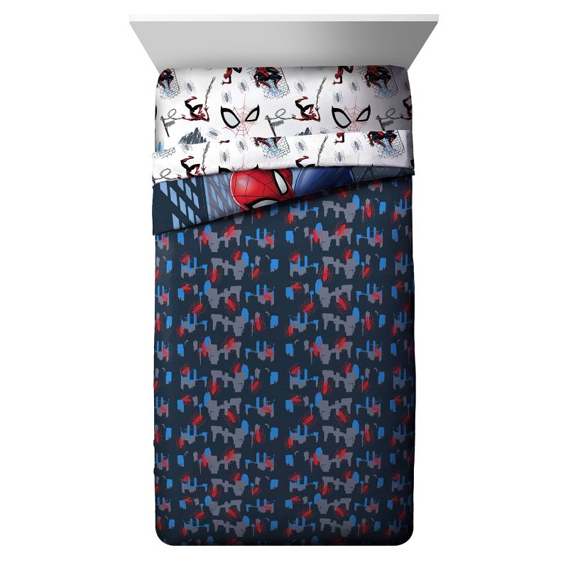 Full Spider-Man Crawl Reversible Kids&#39; Bed in a Bag, 2 of 4