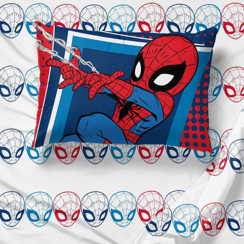 Toddler Spider-Man Go Spidey Reversible Kids&#39; Bed in a Bag, 3 of 4