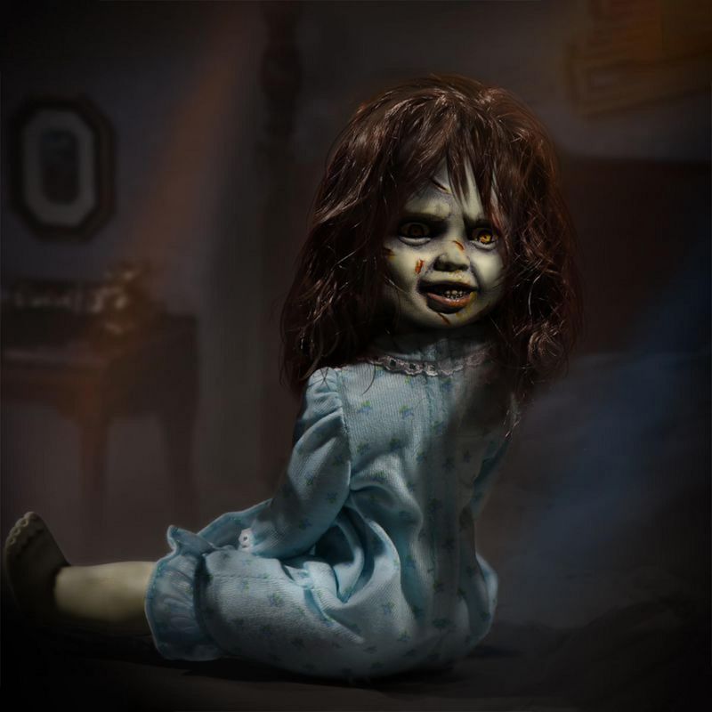 Mezco Toyz The Exorcist Regan 10" Living Dead Doll, 3 of 7