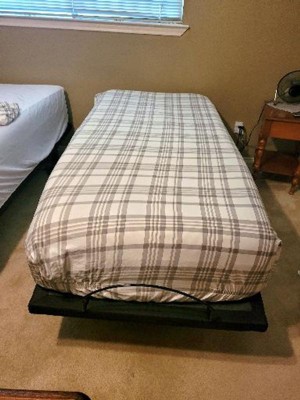 Guest review image 2 of 3, zoom in