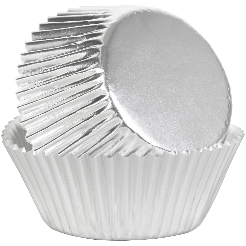 UPC 070896415271 product image for Wilton Baking Cups, Silver | upcitemdb.com