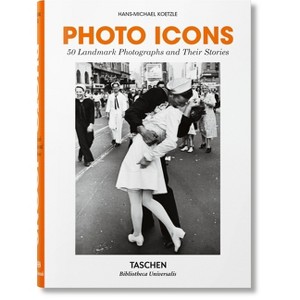 Photo Icons. 50 Landmark Photographs and Their Stories - (Bibliotheca Universalis) by  Hans-Michael Koetzle (Hardcover) - 1 of 1