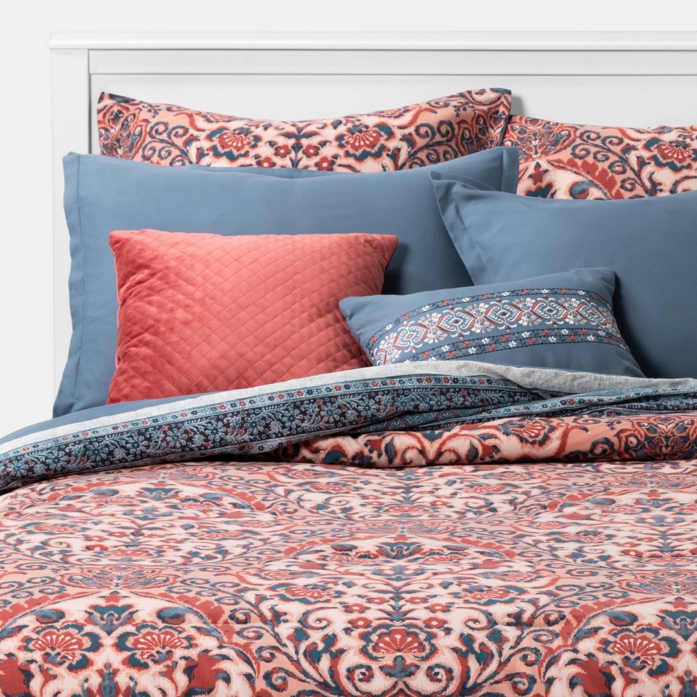 Photos - Duvet 8pc Queeen Printed Paisley with Border Comforter Set Rose/Blue - Threshold