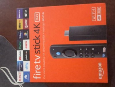 Clé de diffusion Fire TV 4K d' avec télécommande vocale Alexa 2e  génération 53-026997