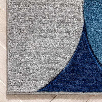 Reversible Geometric Bliss Blue Synthetic 5' x 7' Area Rug