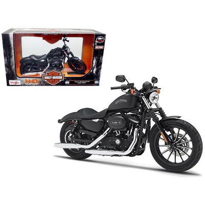 2014 Harley Davidson Sportster Iron 883 Motorcycle Model 1/12 by Maisto