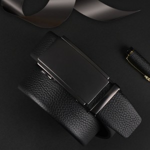 Paaaawaters Top Grain Cowhide Leather Cowhide Belt - 1 of 4