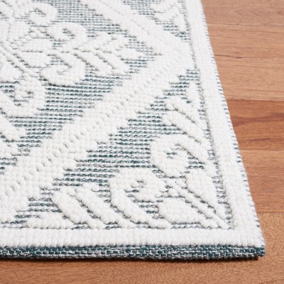 Ivory and Gray Handwoven Wool Area Rug, 8' x 10'