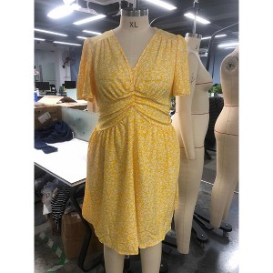 1 100%Polyester Plus Size Dress  Women'S Emperor Waist V-Neck Short Sleeve Dress - 1 of 1