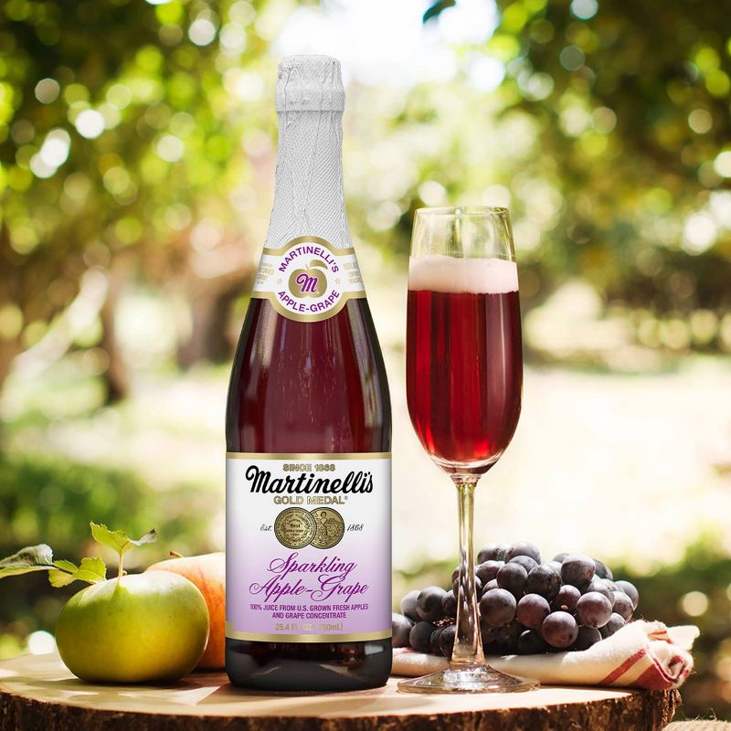 Martinelli&#39;s Apple Grape Sparkling Cider - 25.4 fl oz Glass Bottles, 4 of 5