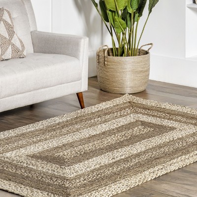Handcrafted Braided Jute 3' x 5' Oval Area Rug in Natural